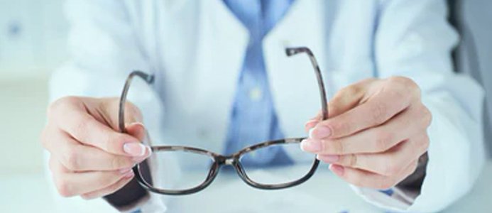 pubblicità medici oculisti
